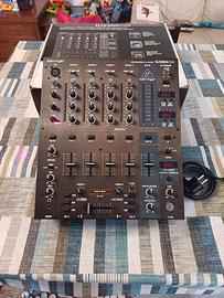 mixer 4 canali