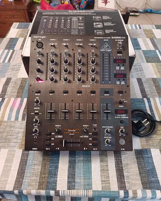 mixer 4 canali