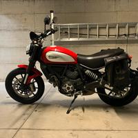 Ducati Scrambler Icon Red 800