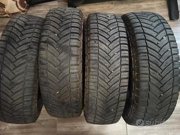 215 75 R16 C Michelin agilis cross climate