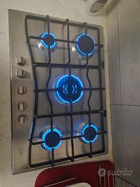 Piano gas 5 fuochi Ariston