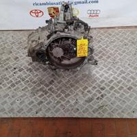 CAMBIO KIA STONIC 1.6 DIESEL 6 MARCE KM 69.000 201