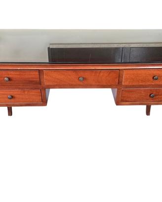 Scrivania in legno con piano in pelle e vetro