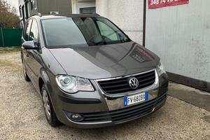 Volkswagen Touran 2.0 Trendline Ecofuel