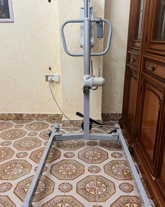 Sollevatore per anziani/disabili