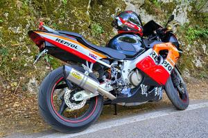 Honda cbr 600 f4i