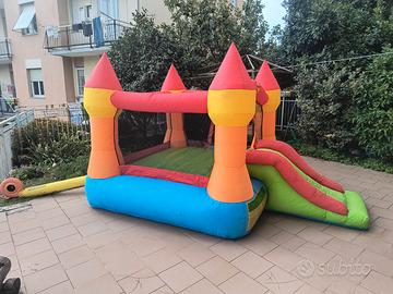 Castello gonfiabile hip hop 365x265 H 215