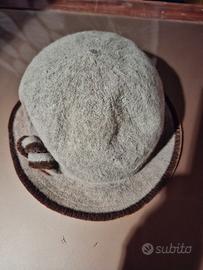 cappello lana beige