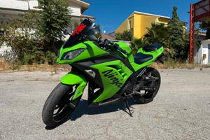 Kawasaki ninja 300