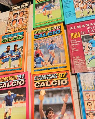Almanacchi calcio panini