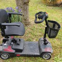 Scooter elettrico per anziani