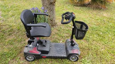 Scooter elettrico per anziani