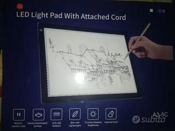 Tavoletta Luminosa A3, con staffa,pad luce 8000 lu
