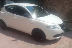 Lancia Ypsilon 1.2 GPL - 2015