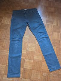 Pantaloni chino True Rise