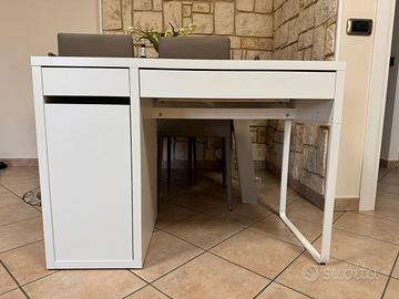 Scrivania Ikea