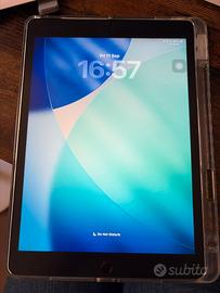 iPad 9ª generazione 64GB + Apple Pencil + cover
