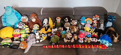 Lotto peluche e pupazzi