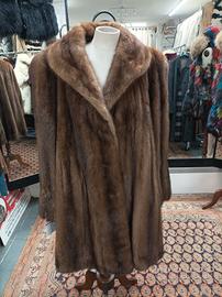 Visone DB con Collo a Bavero