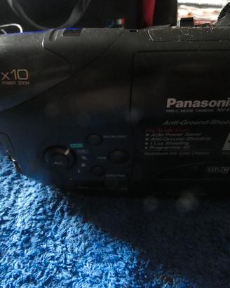 Lotto Videocamera Vintage Panasonic NV-R11 VHS-C C