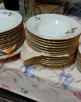 Servizio Richard Ginori bordo oro elegante