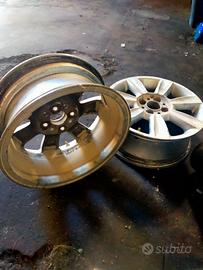 2 cerchi in lega 15 (Lancia Ypsilon)