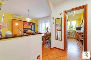 Appartamento di 88 m² con 3 locali e box auto a Ce