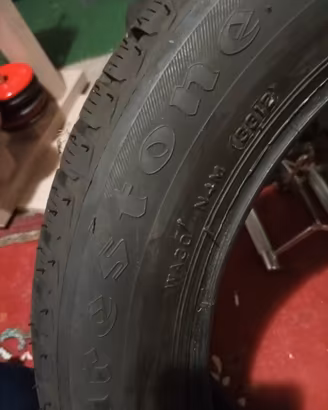 Gomme a coppia estive e invernali 40e