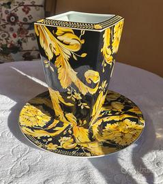Piatto e vaso Versace 