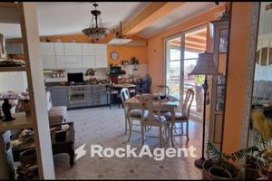 SOLUZ. INDIPEND. 2 APPARTAMENTI PIÙ AMPIO TERRENO