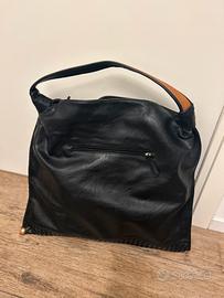 Borsa a spalla nera
