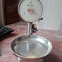 Bilancia ad ago Italiana Macchi