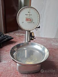 Bilancia ad ago Italiana Macchi