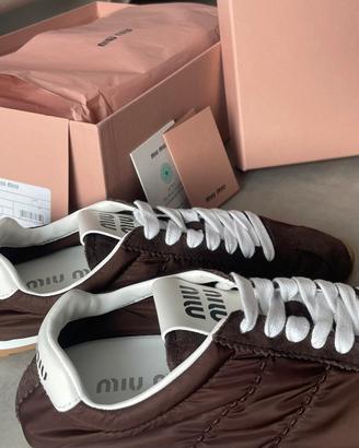Miu Miu Plume