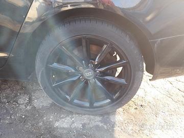 FUSELLO RUOTA POST. SX. AUDI A6 «4F5» AVANT (2005)