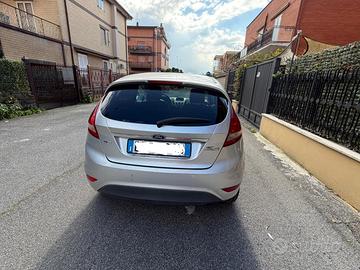 ford fiesta Titanium 1.4 tcdi