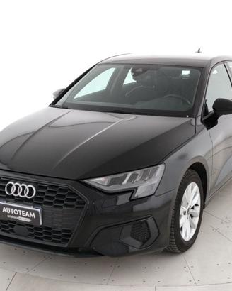AUDI A3 Sportback 35 1.5 tfsi mhev Business s-tron