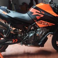 KTM Duke 890 2021