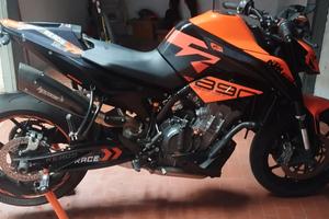 KTM Duke 890 2021