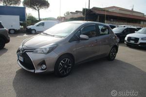 Toyota Yaris 1.0 BENZINA LOUNGE