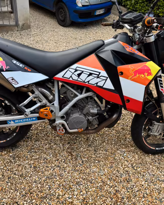Ktm super moto 950