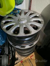 4 cerchi in ferro da 15" originali Ford Fiesta