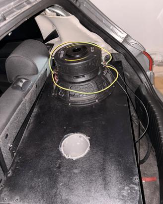 subwoofer ground zero +cassone dedicato