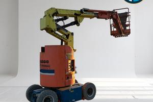 JLG E300ajp