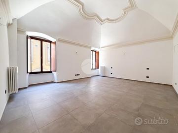 3 LOCALI A L'AQUILA
