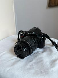 Nikon D40 e obbiettivo 18-55mm