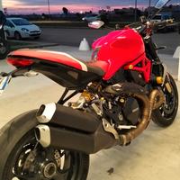 Ducati Monster 1200 R