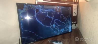Smart TV LG UHD 55" 4K – NUOVA con schermo rotto 