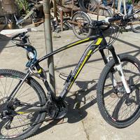 Mtb Olympia 27.5 in carbonio