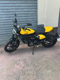 Ducati scrambler 800 full throttle